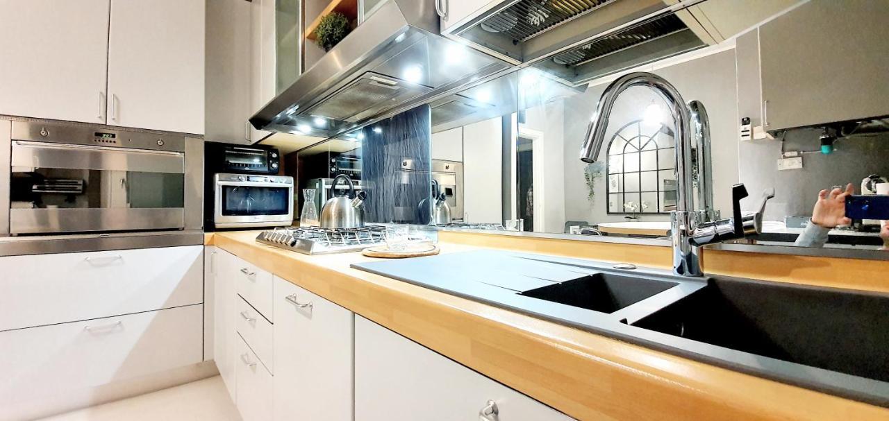 Charming Apartment Central Station Милано Екстериор снимка