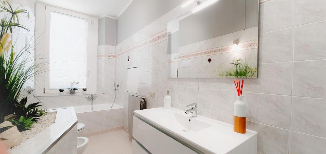 Charming Apartment Central Station Милано Екстериор снимка